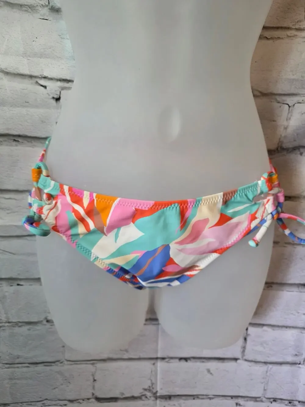 Raisins Women's Bikini Bottoms Size S